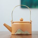 Xingyun Loop-Handled Teapot (Goose Yellow)